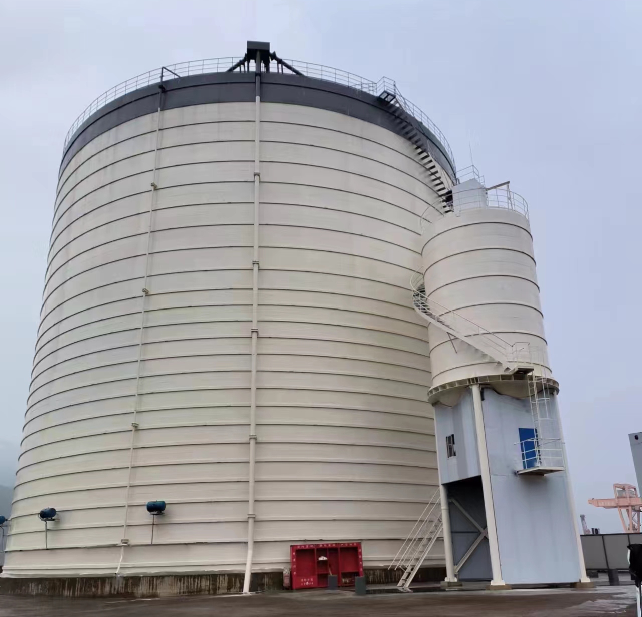 八公山10万吨水泥钢板库